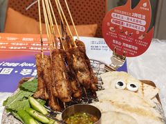 -何师烧烤·香辣蟹·川菜·30年老品牌(太古里旗舰店)