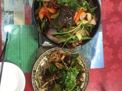 -乡土特色.冷锅鱼.牦牛肉汤锅