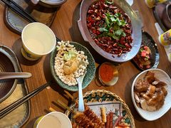 -包整·丝娃娃(一览甲秀楼风景店)