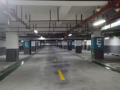 -绿地·新都会-地下停车场