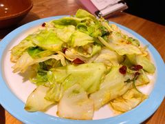 手撕卷心菜-先启半步颠小酒馆(虹桥龙湖天街店)