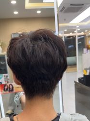 -首脑美发沙龙