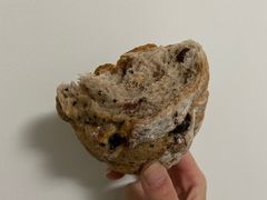 红酒坚果欧包-沁屋面包店(人民东路店)