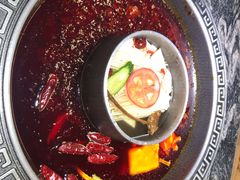菌香鸳鸯锅-晓宇重庆火锅(大唐不夜城店)