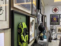 -龙慧画框·裱画配框工厂店