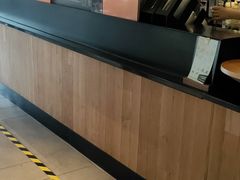 -星巴克臻选(莘庄仲盛店)
