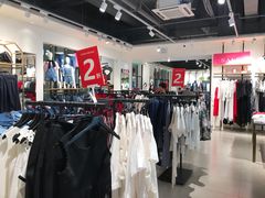 -王府井奥莱临潼小镇(临潼店)