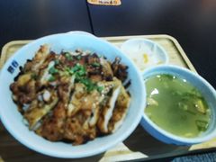 -熊吞·大碗丼烧肉饭(西市场嘉华店)