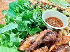 -沐毫傣泐云南菜孔雀宴•手抓饭傣味烧烤(曼听店)