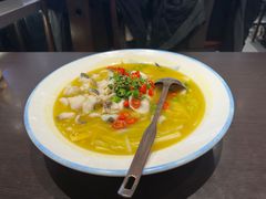 -川流不息·地道川菜·小龙虾(松东路店)