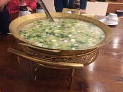 -老猎户炭火锅羊汤(万达店)