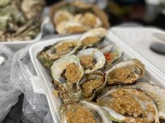 -蚝哥花姐湛江烤生蚝(美丽湾市场店)