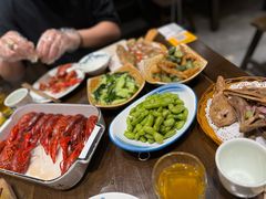 -聚汇三少·龙虾·中餐厅(莫邪路新天地店)