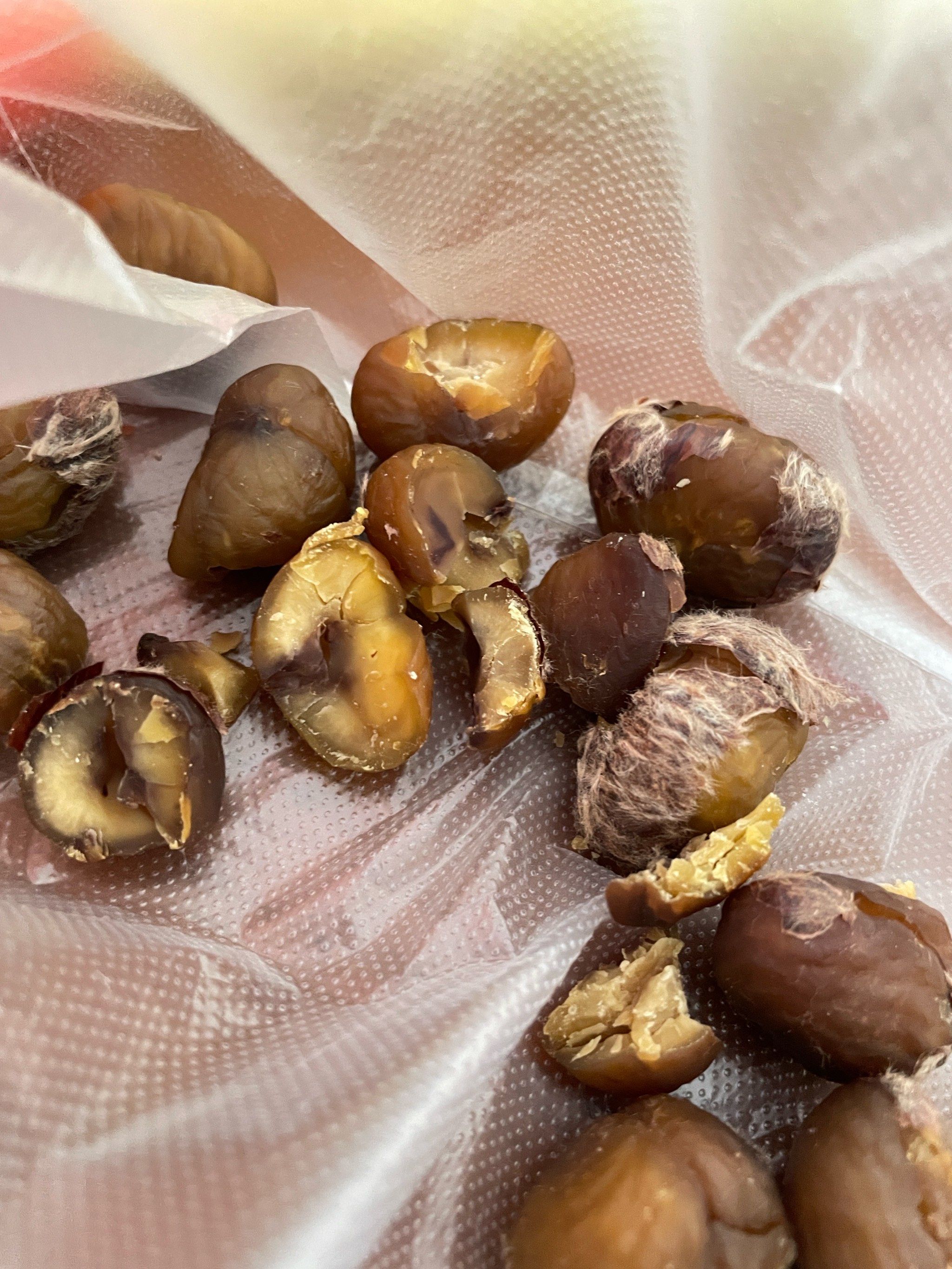 金栗王的栗子也没有以前质量好了,难剥还有坏的