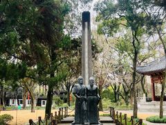 -汇龙潭