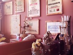 -一米阳光咖啡店(百通尚风尚水店)