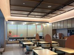 -桔子酒店(上海西藏北路地铁站店)