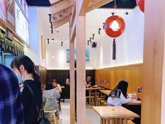 -呼啦面馆·头牌豌杂面(爱琴海店)