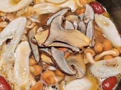 -芸山季·云南山珍菌火锅(南翔印象城MEGA店)