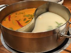 -樾餐厅泰式海鲜火锅(民歌湖店)