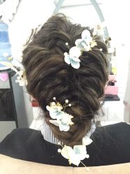 -红馆妆造(中央大街店)