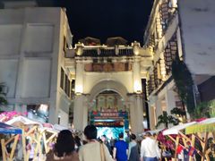 -海口骑楼小吃街