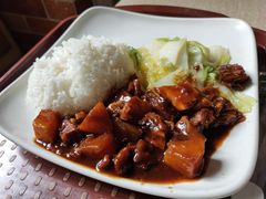 柱侯薯仔焖牛腩饭-都城快餐(中山三店)
