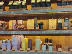 -星巴克臻选(南京艾尚天地店)