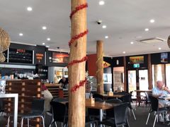 -12 Rocks Beach Bar Cafe