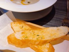 -卡普里披萨·牛扒·下午茶