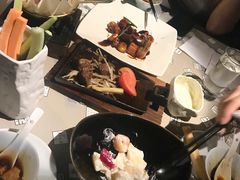 铁锄牛排-穹六人间 people 6(岳阳路店)
