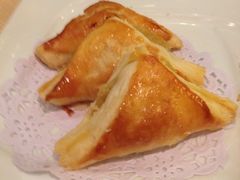 榴莲酥-唐宫海鲜舫