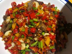 小炒带皮牛肉-巴人堂(女儿城店)