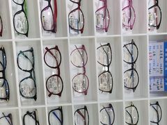 -宝岛眼镜(常熟珠江路欧尚店)