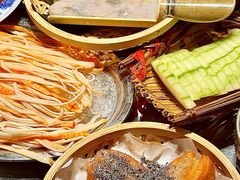 -朱光玉火锅馆(青岛凯德店)