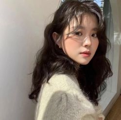 -BULB STUDIO 巴柏明星发型工作室