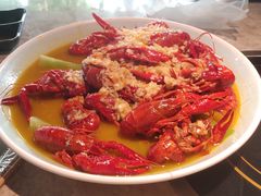 -沪小胖小龙虾(淮海中路旗舰店)