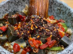 烧椒皮蛋擂茄子-小六汤包砂煲菜(文景路店)