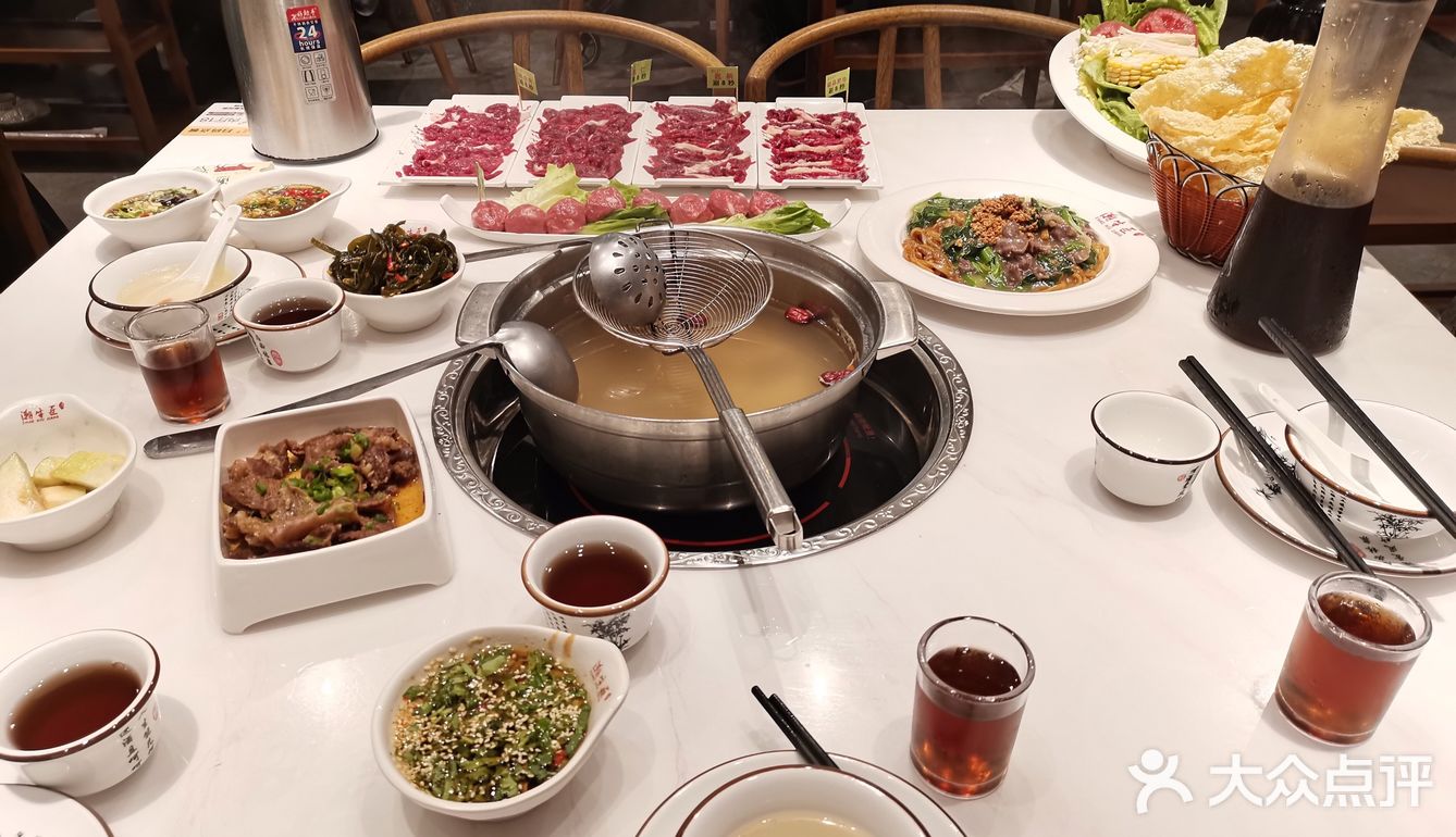 我们一行4人，在美团外卖上团的卷，本来担心怕不够