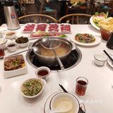 我们一行4人，在美团外卖上团的卷，本来担心怕不够