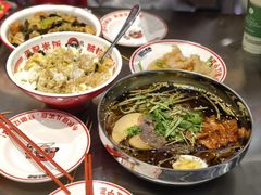 -堂堂小伙夫·辽宁小吃大排档(京西大悦城店)