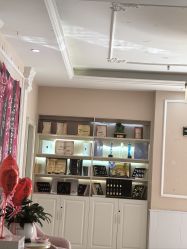 -Bollins波林丝•专研护发中心