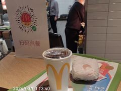 -麦当劳(徐汇漕溪北路百脑汇店)