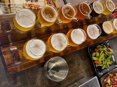 -麦凯伦烧烤·精酿超级工厂店(金桥总店)