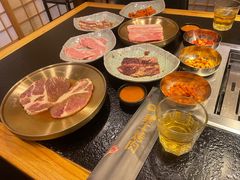 -臻牛烤肉