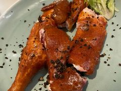 黑松露吊烧脆皮鸡-港丽餐厅(高德置地店)