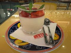 -BOTTEGA意库(中骏世界城店)