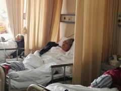 -上海中医药大学附属岳阳中西医结合医院闵行分院-停车场