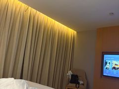 -曼谷一号酒店(深圳龙华大浪商业中心店)