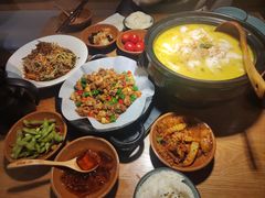-九锅一堂酸菜鱼(学府凯德店)
